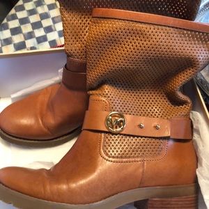 Michael kors boots